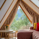 Looktatry Osada Gubalowka View كوشتيليسكا